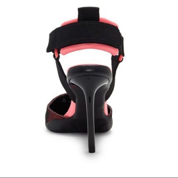 Jessica Simpson Gazella Black/Pink Strap Heels - Picture 4 of 7